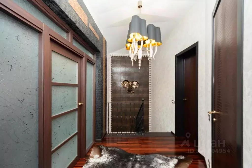 Коттедж в Иркутская область, Иркутск Байкальская ул., 352/4 (230 м) - Фото 1