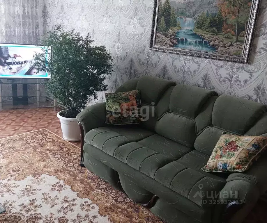 3-к кв. Крым, Феодосия ул. Челнокова, 98 (64.7 м) - Фото 1