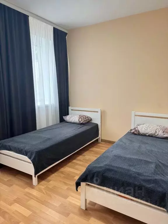 2-к кв. Ростовская область, Таганрог ул. Ломакина, 9Б (80.0 м) - Фото 1