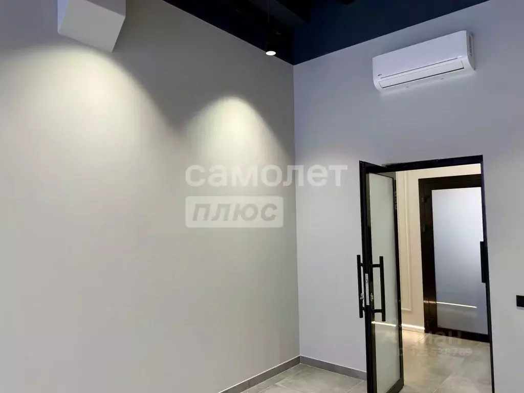 Офис в Татарстан, Казань ул. Татарстан, 20 (21 м) - Фото 2