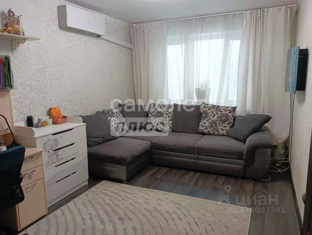 3-к кв. Омская область, Омск ул. Чехова, 3 (55.8 м) - Фото 1