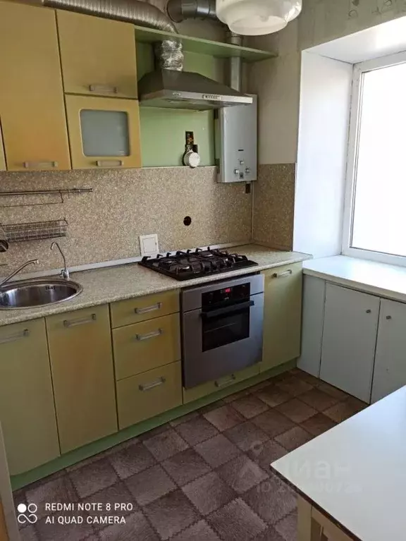 3-к кв. Башкортостан, Уфа ул. 50-летия Октября, 26 (55.6 м) - Фото 0