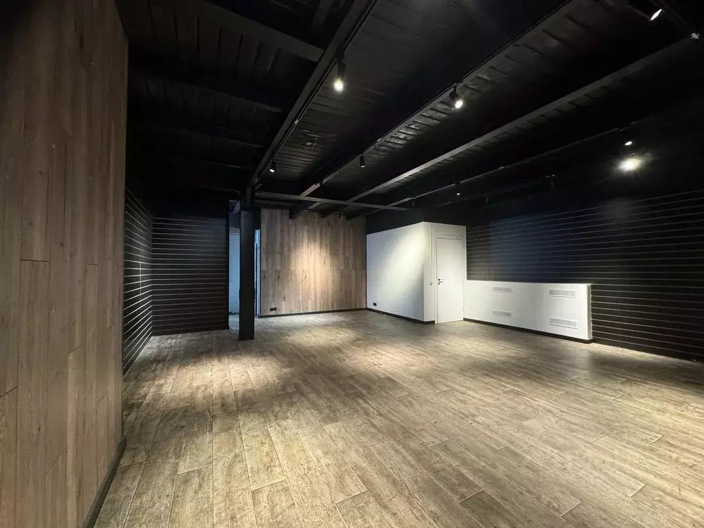 Офис в Свердловская область, Екатеринбург ул. 8 Марта, 28к2 (70 м) - Фото 1