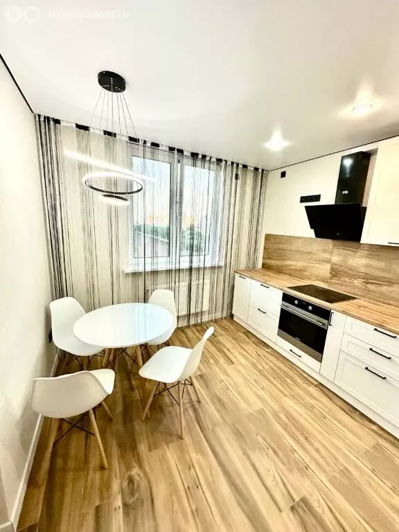 2-комнатная квартира: Краснодар, улица Красных Партизан, 4/15 (62.95 ... - Фото 0