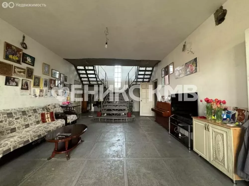 Дом в Пятигорск, улица Матвеева (320 м) - Фото 0