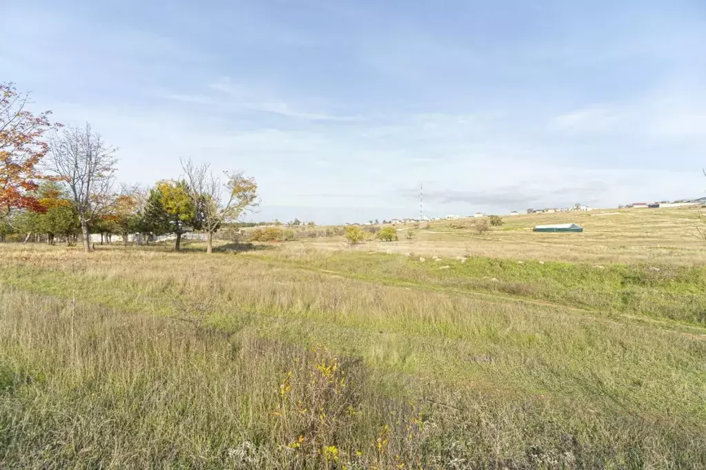 Участок в Севастополь  (4.0 сот.) - Фото 1