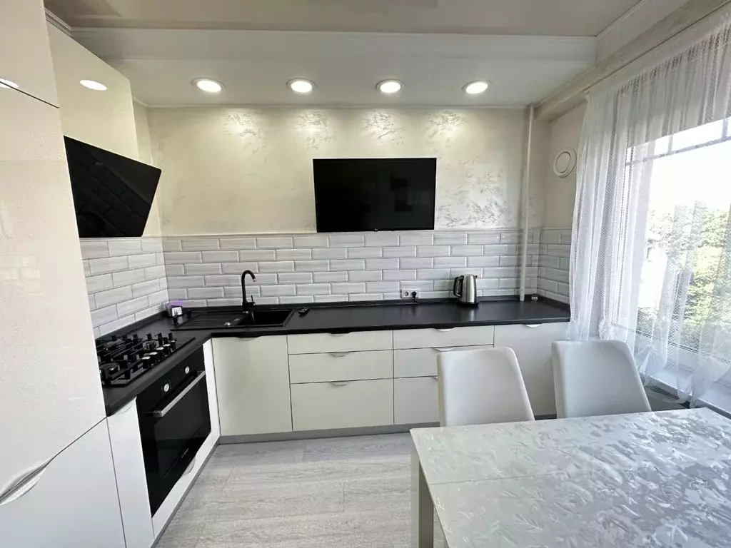 2-к кв. Калининградская область, Калининград ул. Яблоневая Аллея, 10 ... - Фото 1