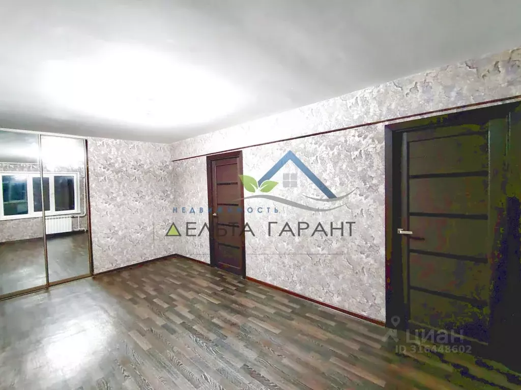 3-к кв. Красноярский край, Березовка пгт ул. Дружбы, 1А (49.7 м) - Фото 0