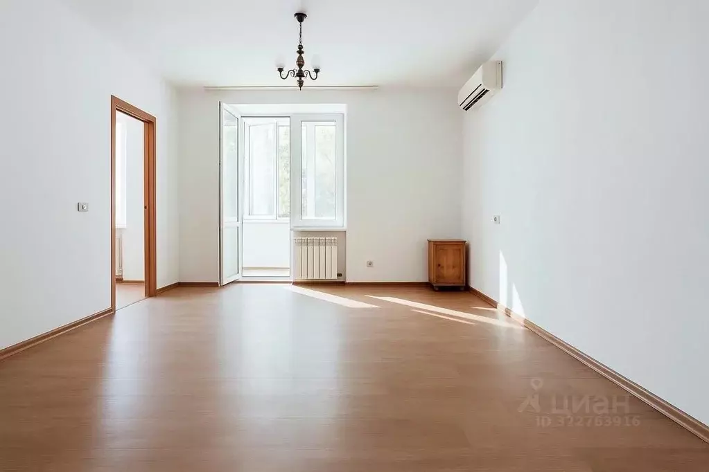 1-к кв. Севастополь ул. Коли Пищенко, 17А (30.6 м) - Фото 0