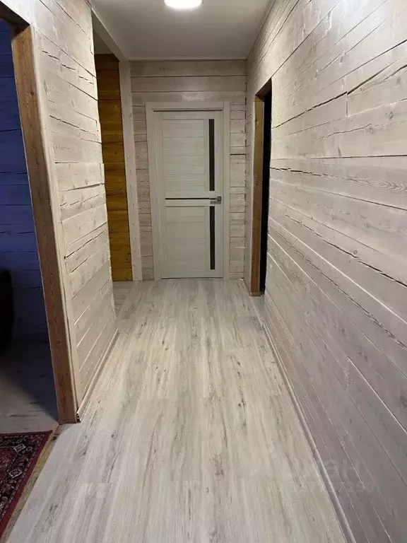 Дом в Саха (Якутия), Якутск ул. Пилотов, 37 (165 м) - Фото 1