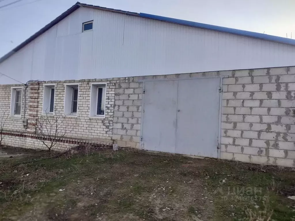 Дом в Волгоградская область, Волгоград Корпусная ул. (65 м) - Фото 1