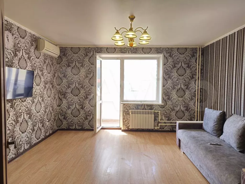 1-к. квартира, 41 м, 2/10 эт. - Фото 0