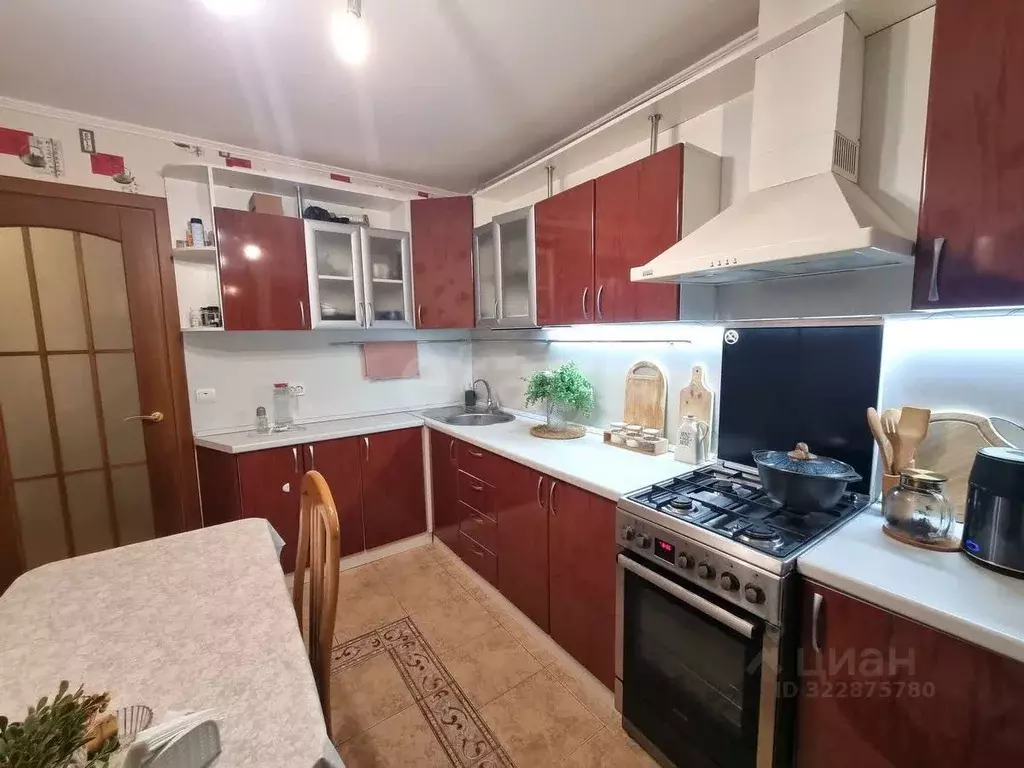 3-к кв. Волгоградская область, Волгоград ул. Карла Либкнехта, 13 (59.9 ... - Фото 1