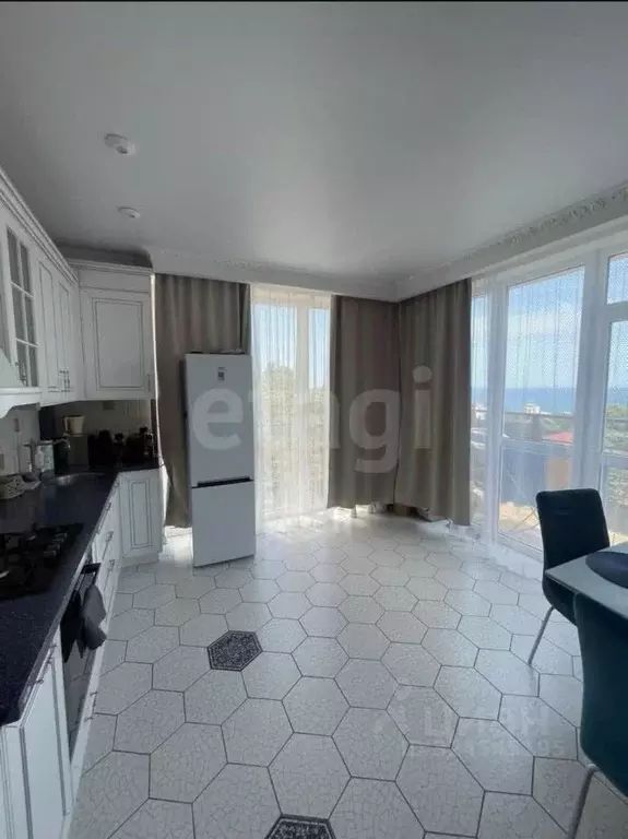 3-к кв. Крым, Ялта ул. Щорса, 4В (75.4 м) - Фото 1