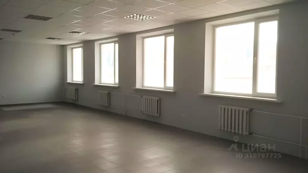 Помещение свободного назначения в Тверская область, Тверь ... - Фото 1