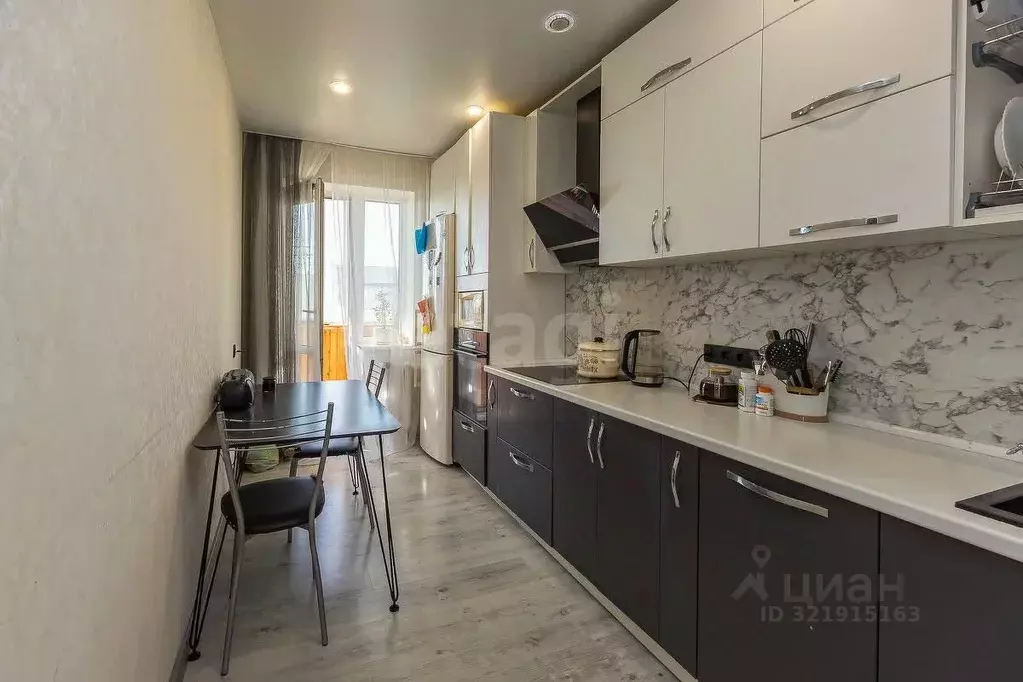 3-к кв. Амурская область, Благовещенск ул. Воронкова, 10 (66.6 м) - Фото 1