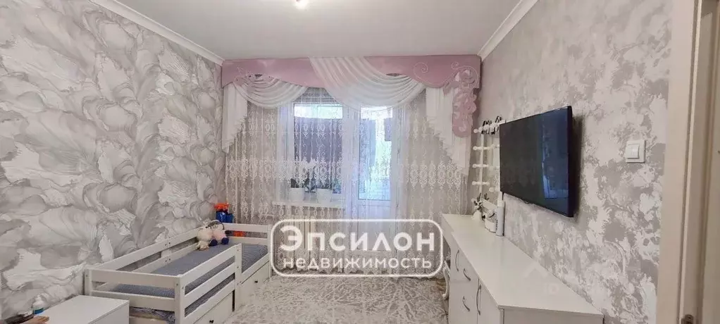 3-к кв. Курская область, Курск просп. Дружбы, 7 (60.0 м) - Фото 0