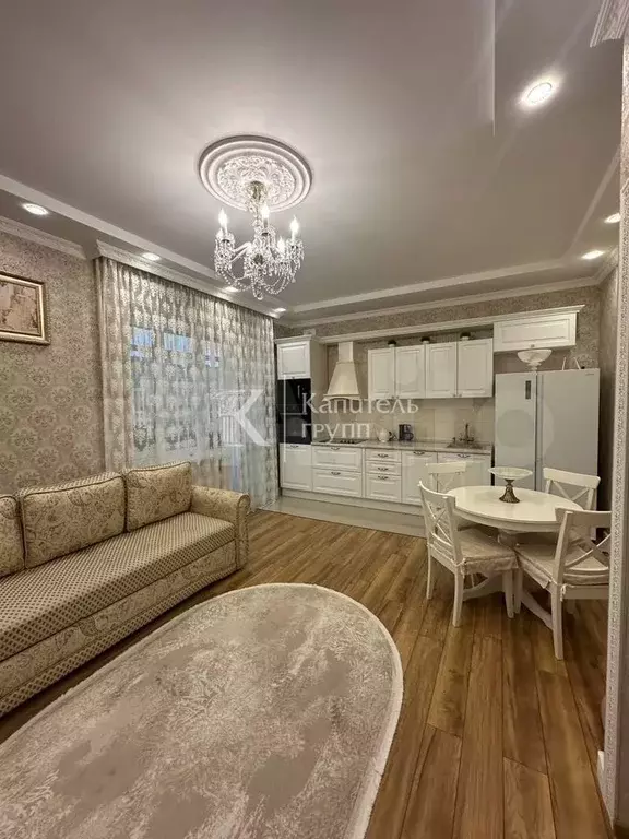 2-к. квартира, 90 м, 8/8 эт. - Фото 0