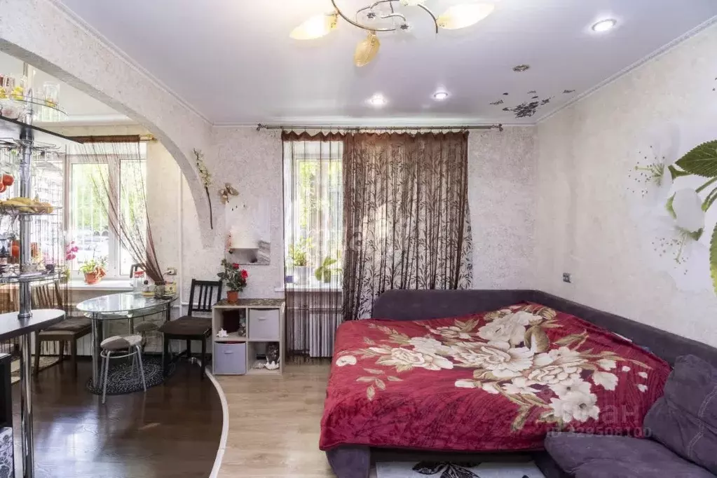 2-к кв. Тюменская область, Тюмень ул. Хохрякова, 32 (59.9 м) - Фото 1