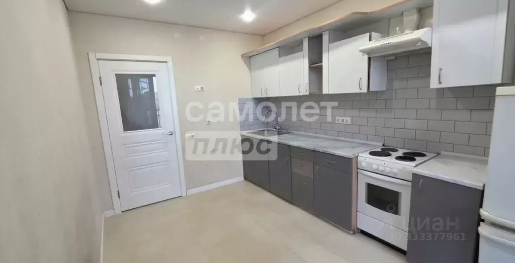 2-к кв. Татарстан, Казань ул. Азата Аббасова, 3 (52.9 м) - Фото 0