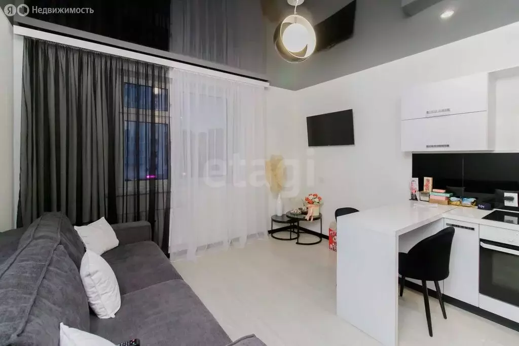 1-комнатная квартира: Тюмень, улица Дмитрия Менделеева, 9 (51.1 м) - Фото 2