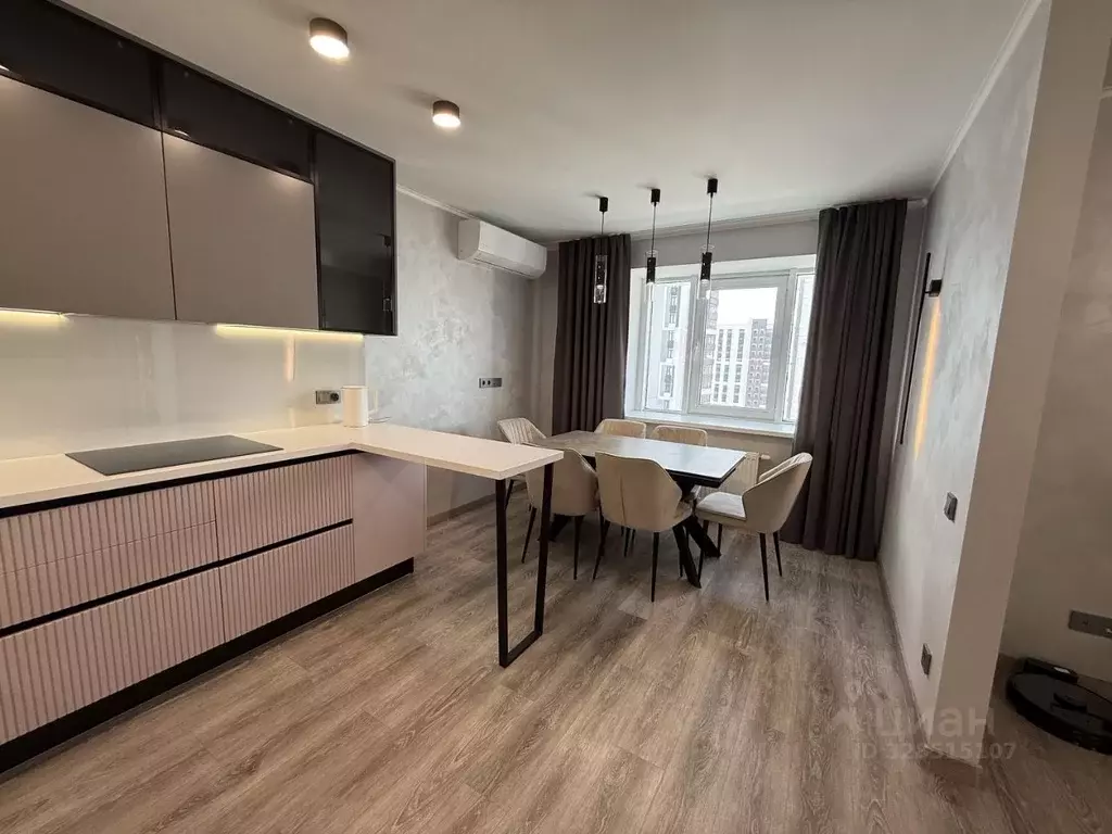 2-к кв. Башкортостан, Уфа ул. Гафури, 56 (73.0 м) - Фото 1