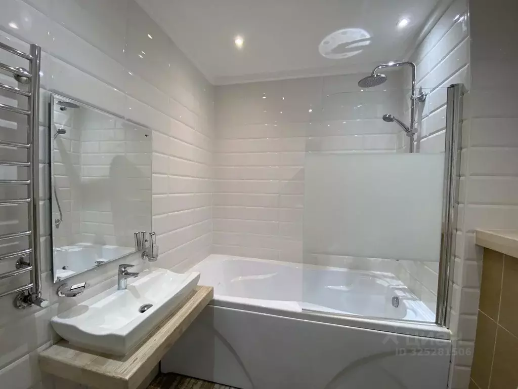 Комната Алтай, Турочакский район, с. Артыбаш Телецкая ул., 68 (50.0 м) - Фото 2