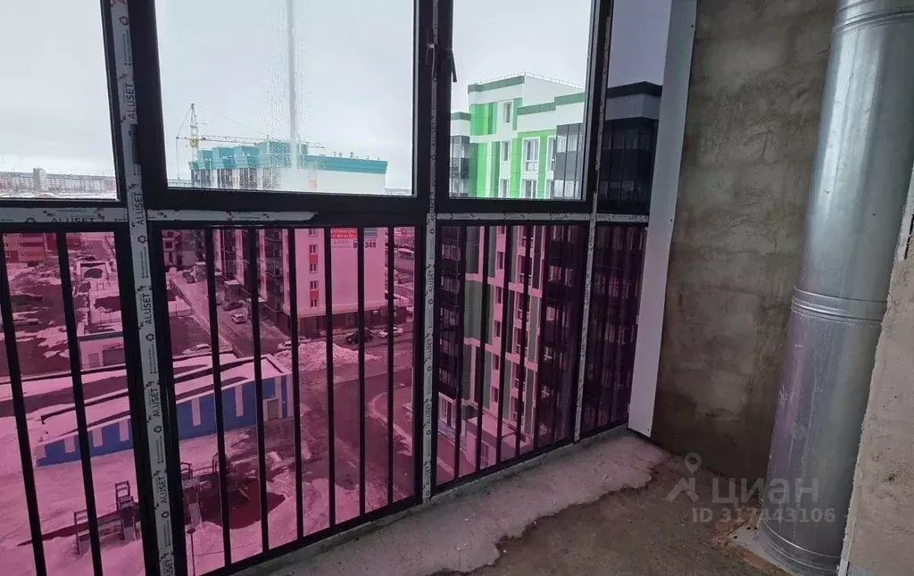 1-к кв. Ямало-Ненецкий АО, Новый Уренгой Созидателей мкр, 3/2 (40.0 м) - Фото 1