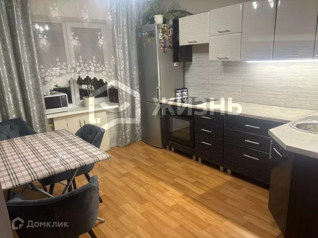 Продаётся 3-к квартира, 64.2 м - Фото 0