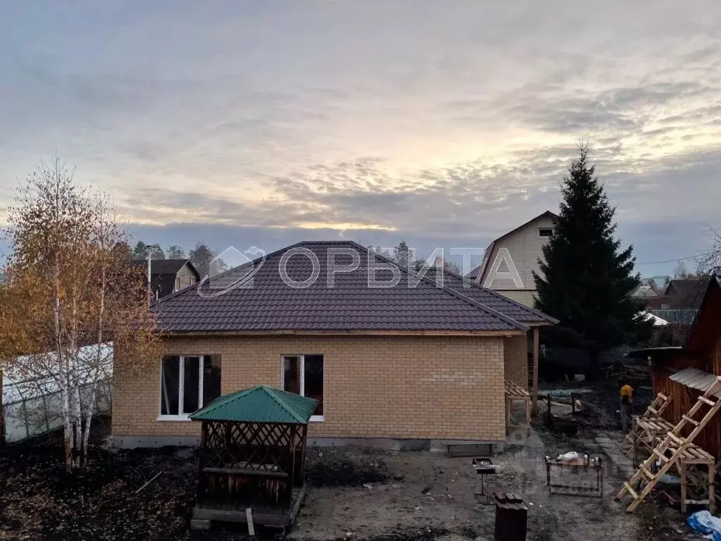 Дом в Тюменская область, Тюмень Тополя-3 СНТ, ул. 4-я (125 м) - Фото 1