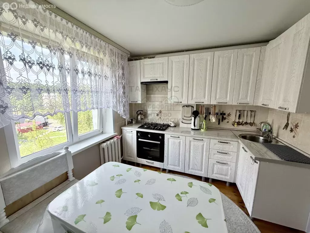 2-комнатная квартира: Нефтекамск, улица Ленина, 31В (52 м) - Фото 1