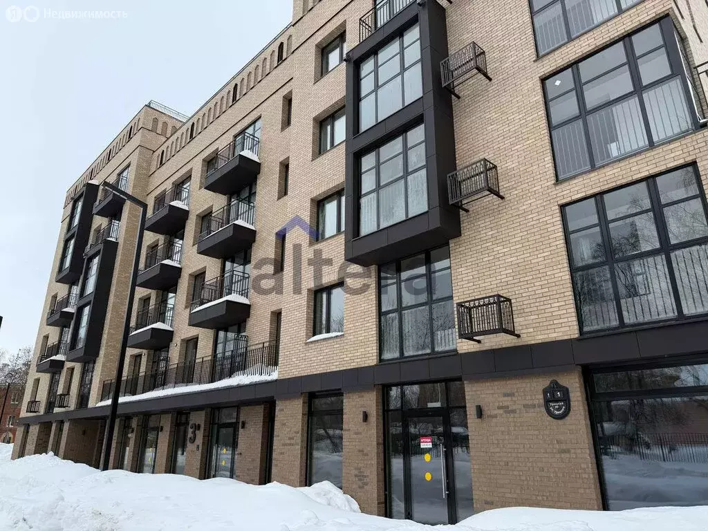 3-комнатная квартира: Казань, улица Урицкого, 1 (89 м) - Фото 2