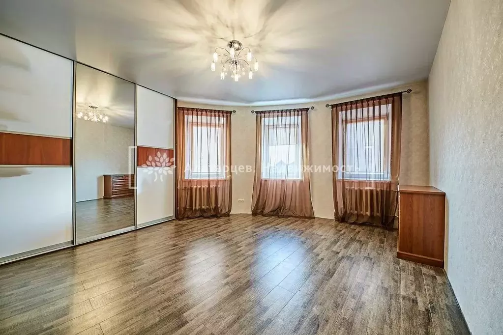 3-к кв. Томская область, Томск Карповский пер., 12 (103.7 м) - Фото 1