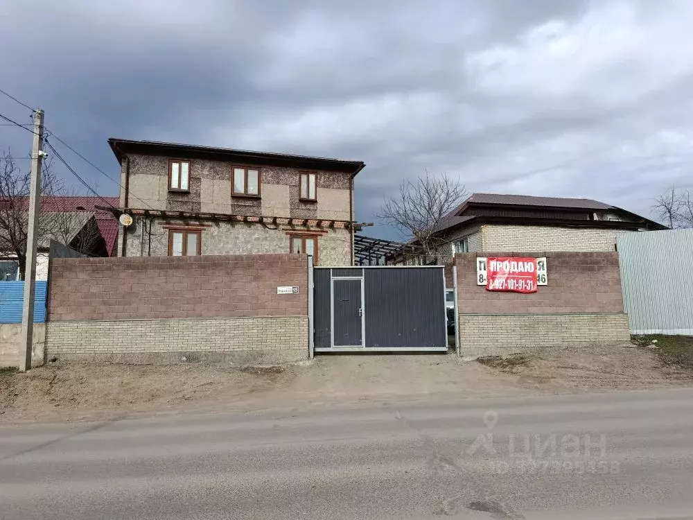 Дом в Саратовская область, Энгельс ул. Овражная, 15 (260 м) - Фото 1