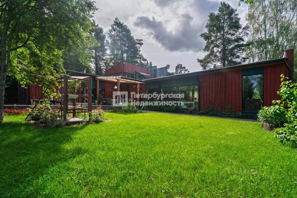 Дом в Ленинградская область, Выборгский район, Первомайское с/пос, ... - Фото 1