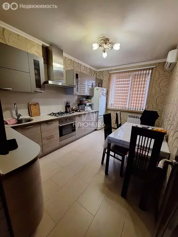 2-комнатная квартира: Ессентуки, улица Ермолова, 106А (54 м) - Фото 2