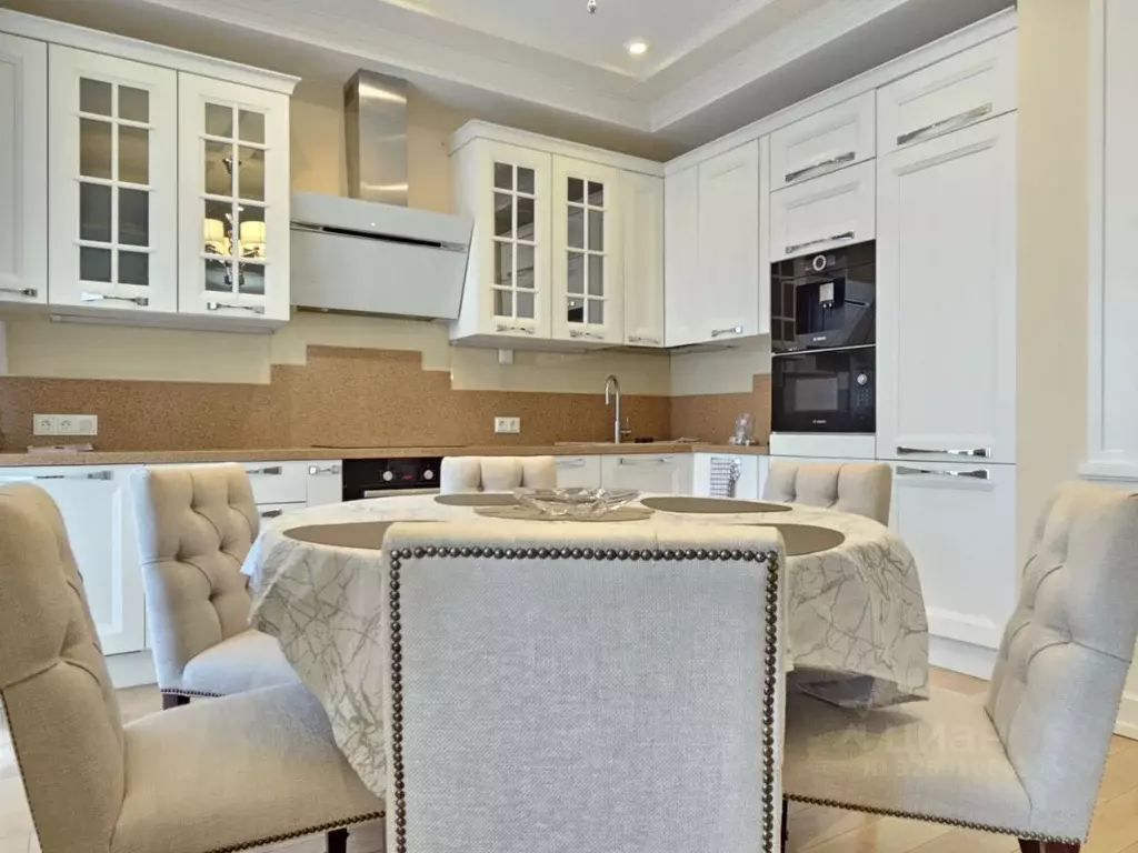 3-к кв. Нижегородская область, Нижний Новгород Верхне-Волжская наб., ... - Фото 2