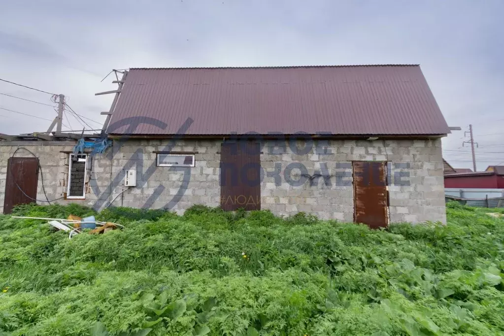 Дом в Омская область, Омский район, с. Троицкое ул. Сибирская (100 м) - Фото 1