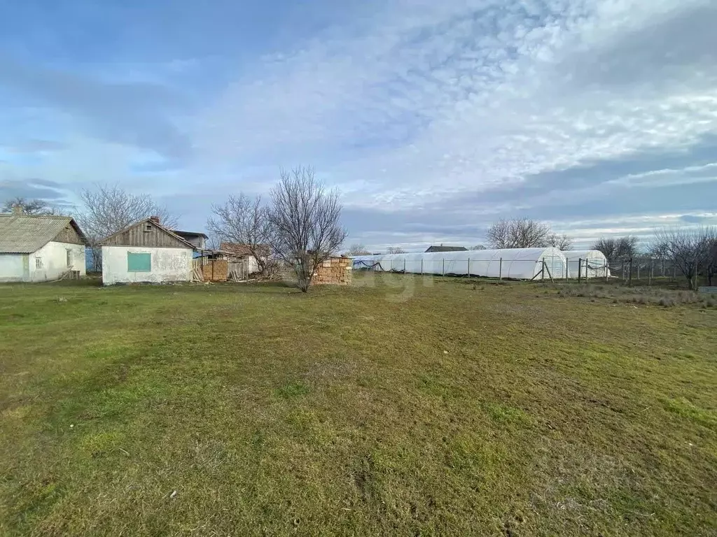 Дом в Крым, Джанкойский район, Лобановское с/пос, с. Марьино ул. ... - Фото 1