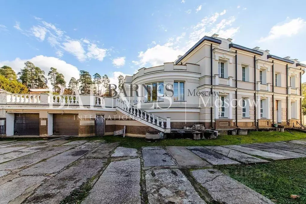 Дом в Московская область, Одинцовский городской округ, д. Жуковка ул. . - Фото 1