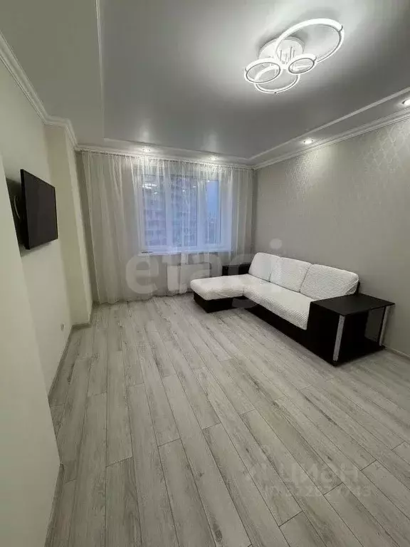 2-к кв. Татарстан, Казань Роторная ул., 27В (64.0 м) - Фото 1