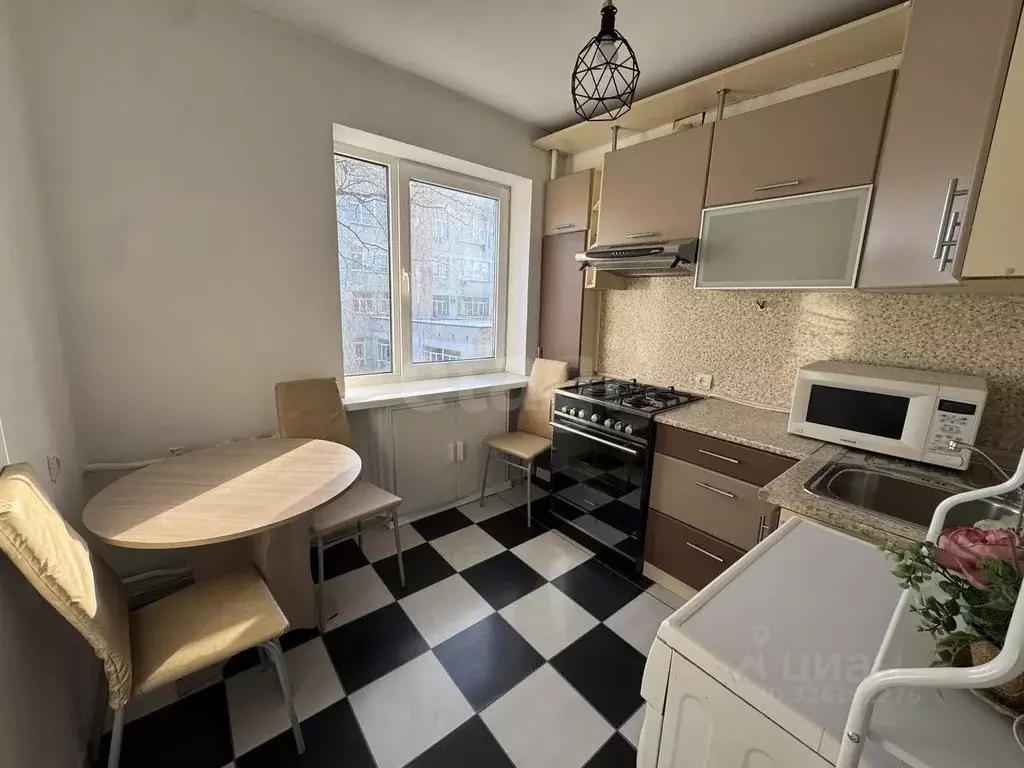 3-к кв. Калининградская область, Калининград Космическая ул., 18 (55.0 ... - Фото 2