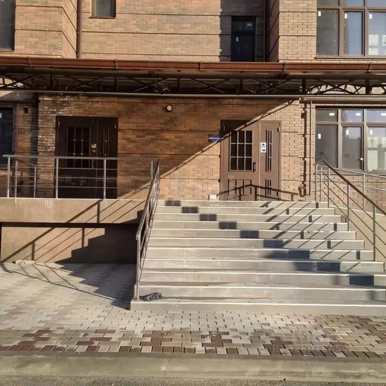 1-к кв. Северная Осетия, Владикавказ Курская ул., 26 (112.3 м) - Фото 2