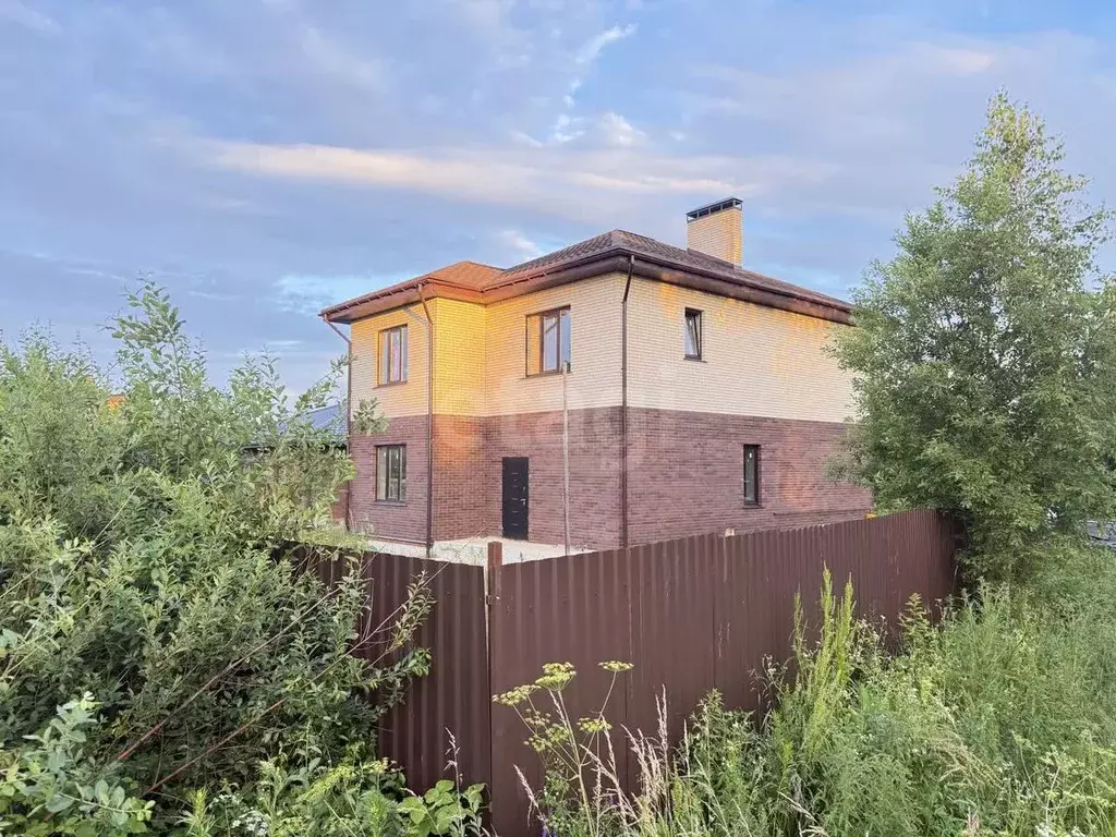 Дом в Калужская область, Калуга городской округ, д. Шопино пер. ... - Фото 1