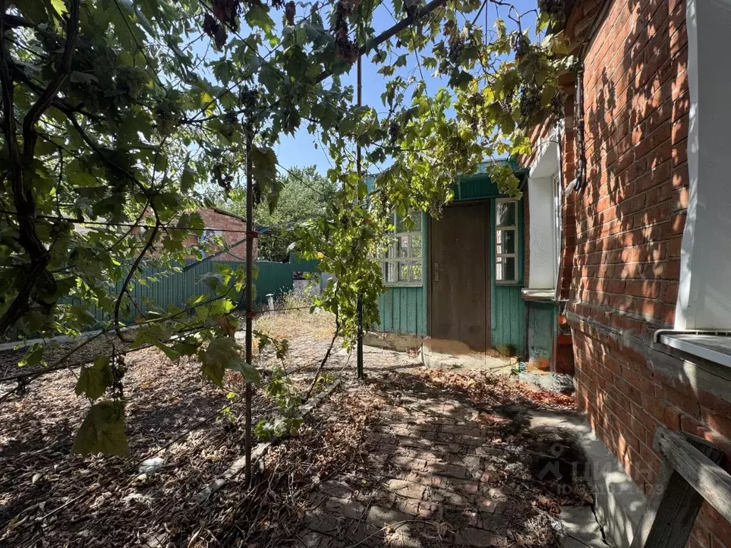 Дом в Краснодарский край, Ейск ул. Центральная (60 м) - Фото 2