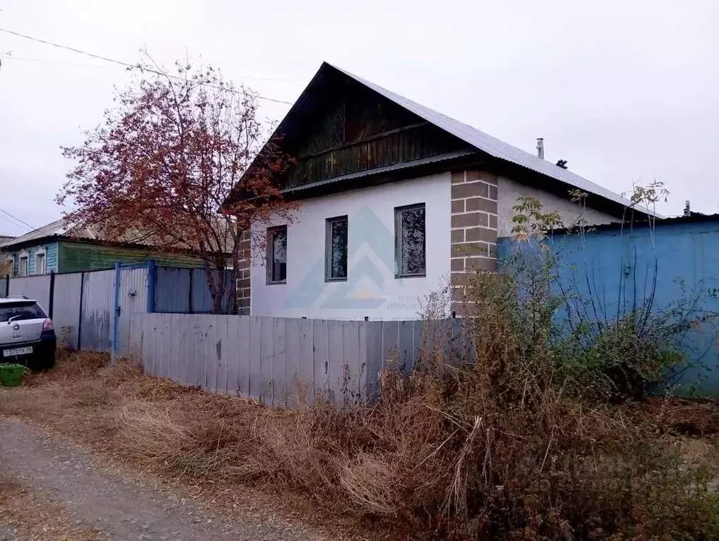 Дом в Оренбургская область, Оренбург Песчаная ул., 8 (44 м) - Фото 0