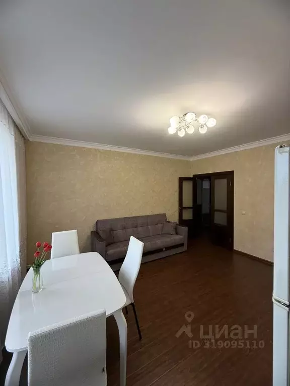 1-к кв. Свердловская область, Екатеринбург ул. Татищева, 49 (50.0 м) - Фото 1