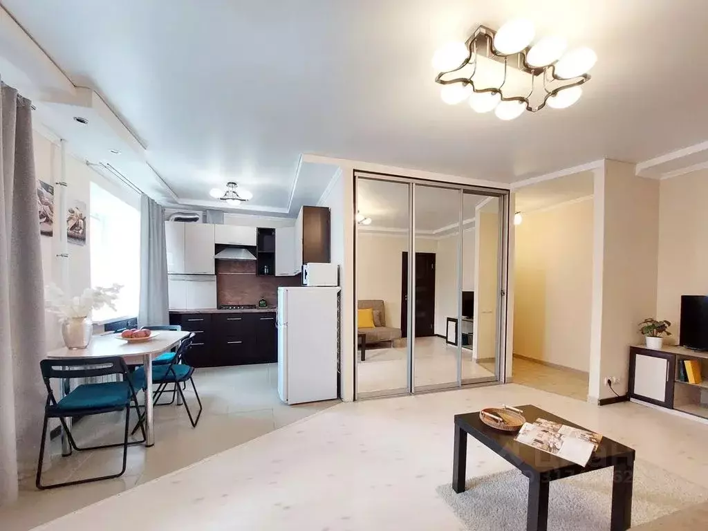2-к кв. Татарстан, Казань ул. Карла Фукса, 4 (42.0 м) - Фото 0