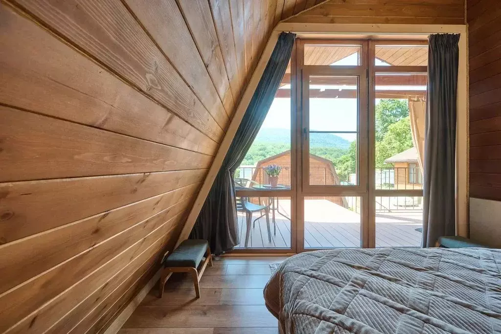 Дом в Краснодарский край, Апшеронский район, пос. Мезмай Почтовая ул., ... - Фото 2