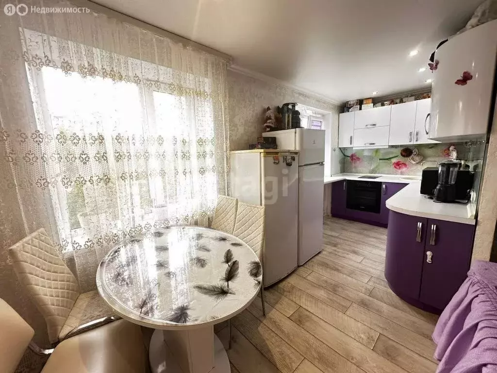 3-комнатная квартира: Вулканный, Центральная улица, 20 (57.7 м) - Фото 1
